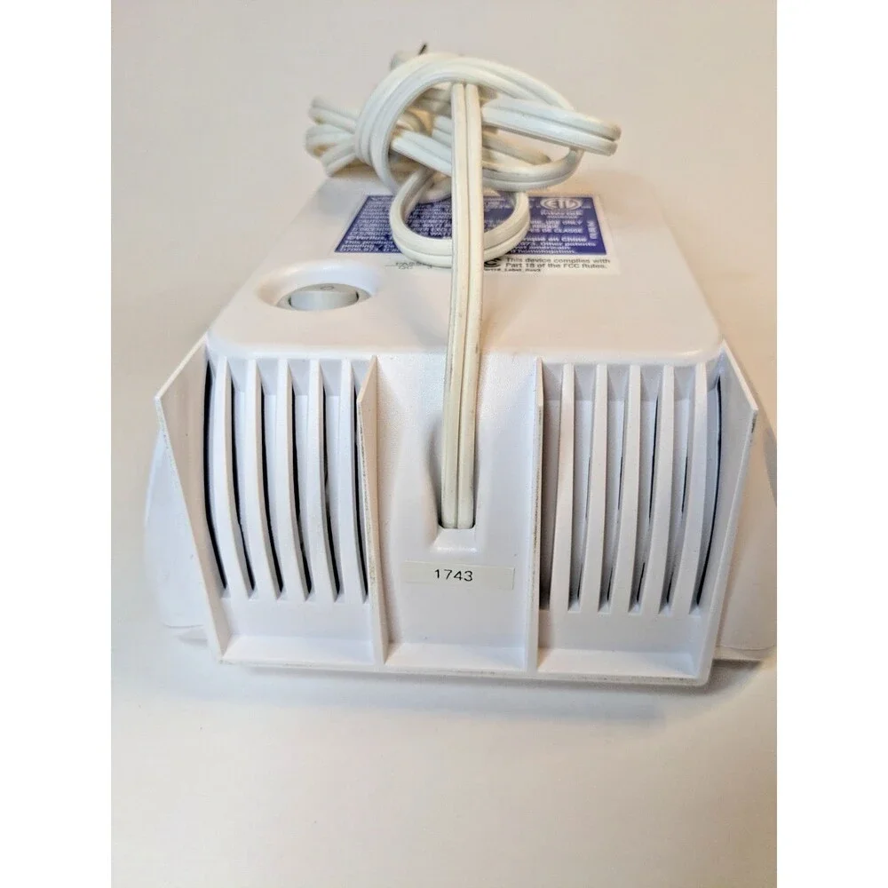 Verilux HappyLight VT10 Compact 10,000 Lux Light Therapy Lamp White 26W Working
